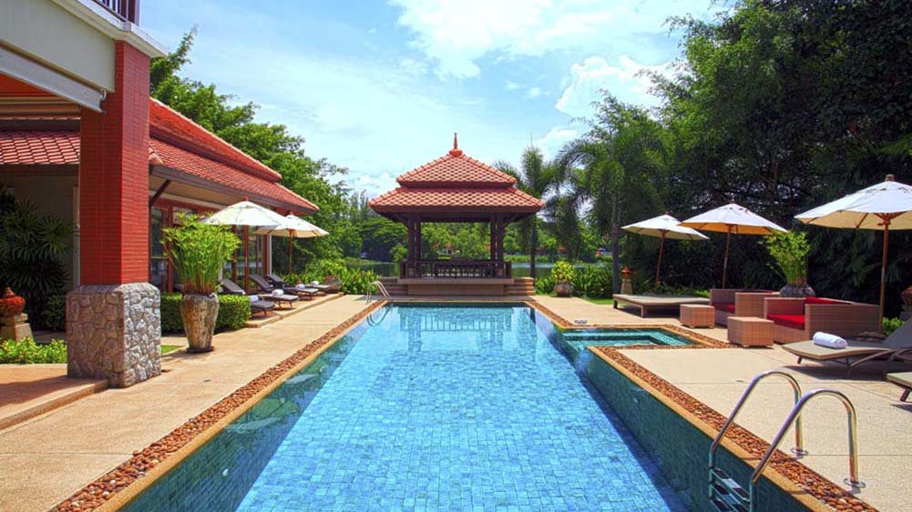 Laguna Waters - Pool